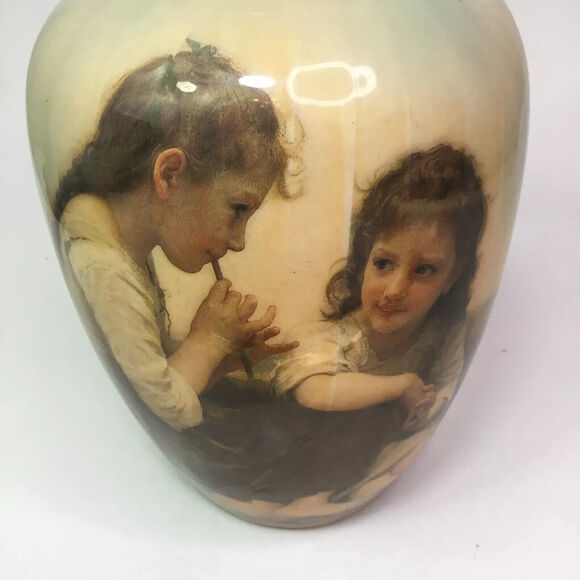 Vintage 8" House of LLoyd Vase Decoupage Porcelain with gold Trim girls flute - Picture 4 of 7